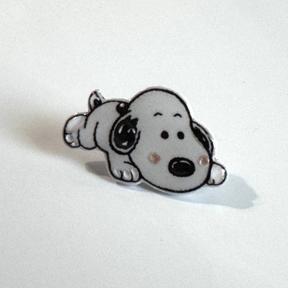 Snoopy pin