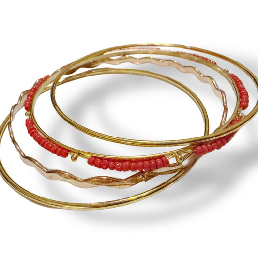 Red bangle set