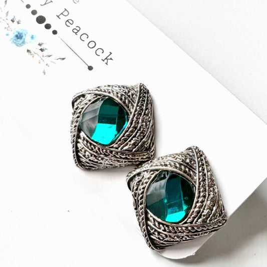 Stud Earrings emerald green